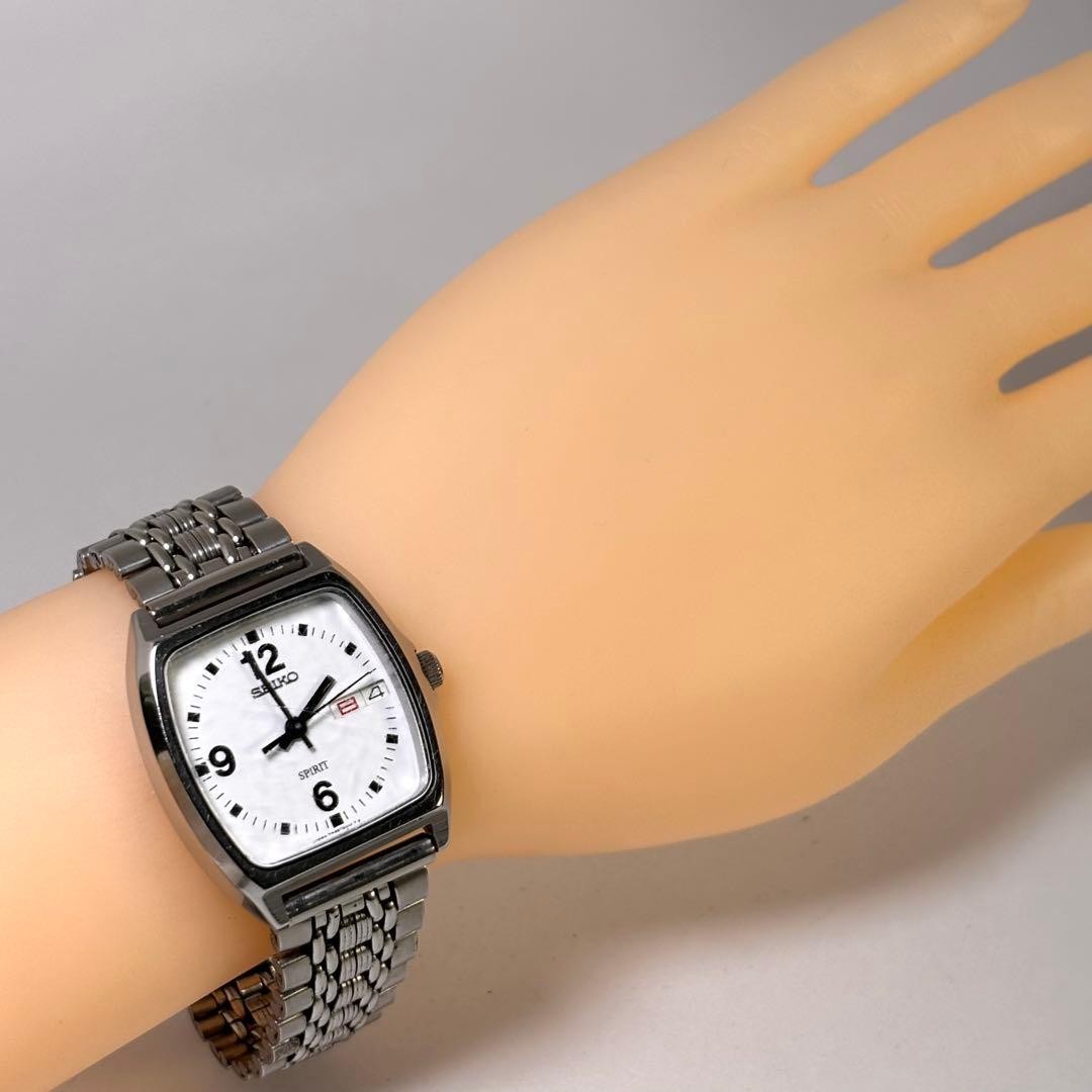 [Working Condition, New Battery] Seiko Spirit Vintage Watch, Tonneau Shape Wrist