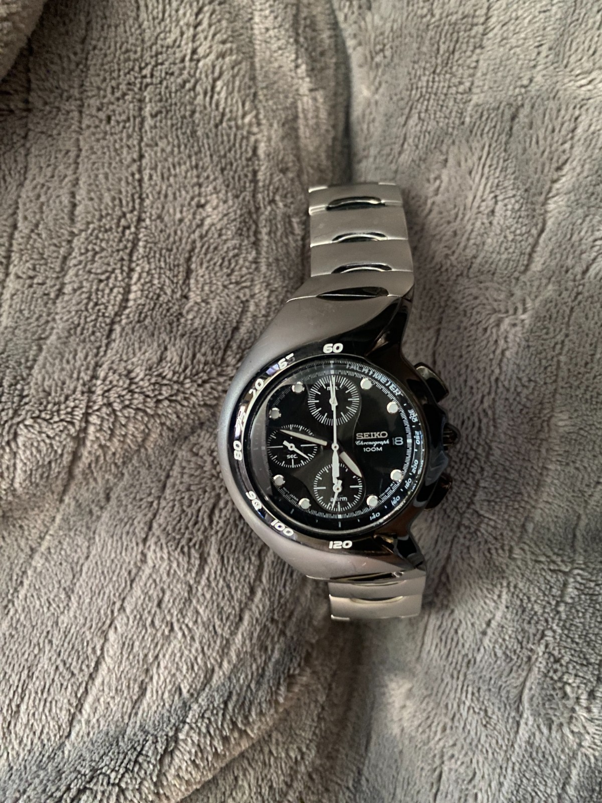 Seiko 3185-B1, Mens Watch Chronograph, Black Dial
