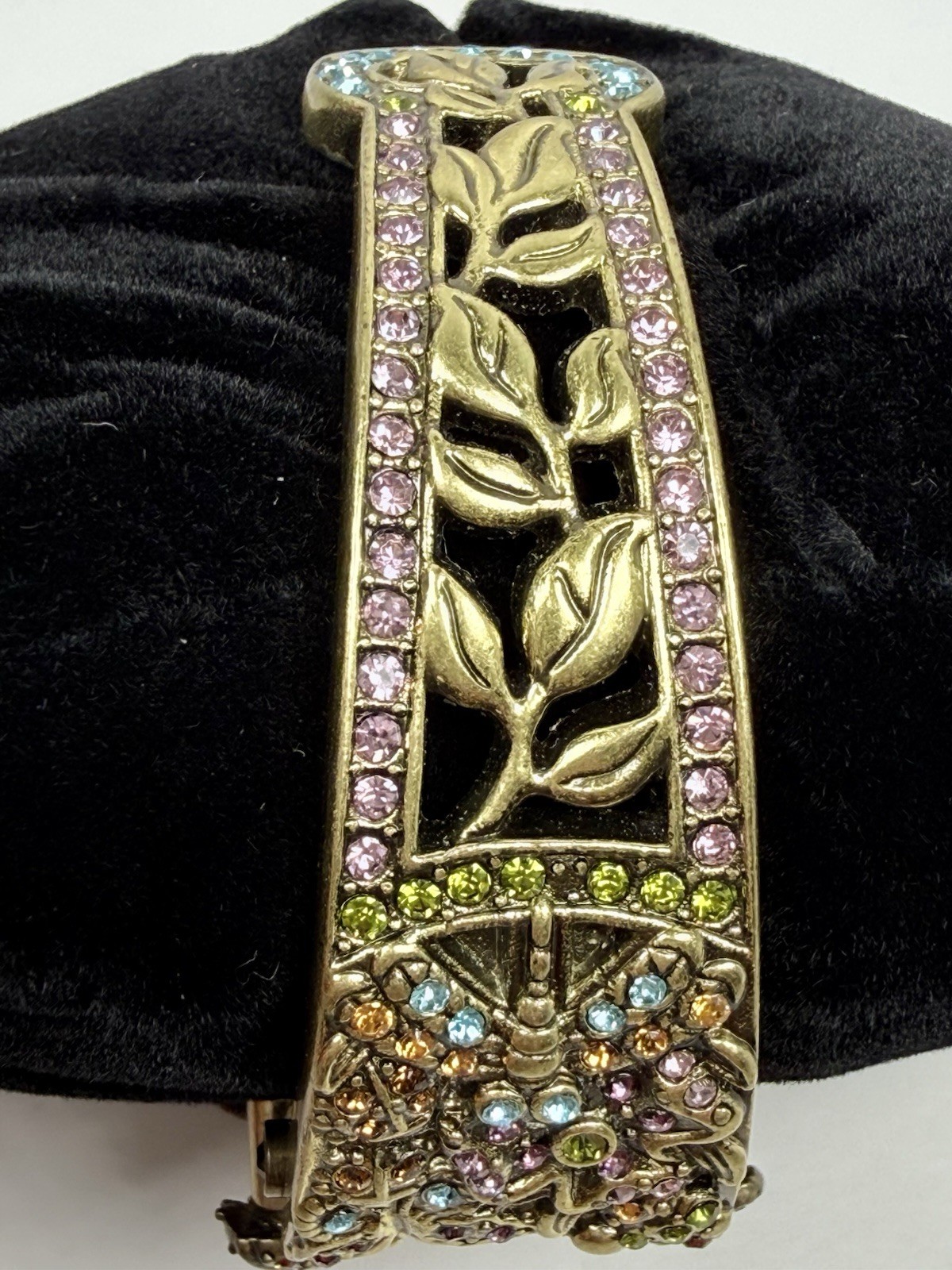 VTG Heidi Daus Rhinestone Hinged Bangle Watch B8320 New Battery