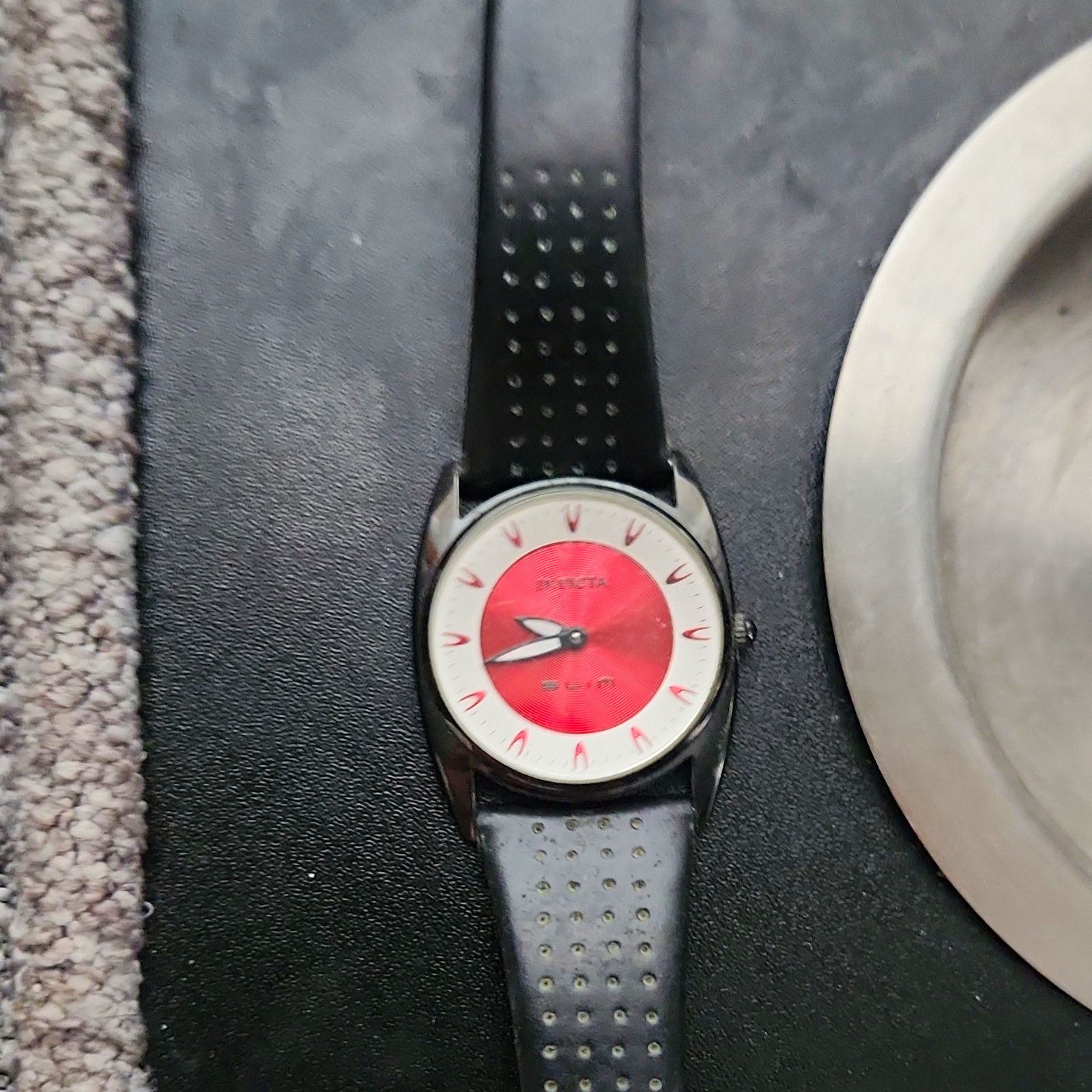 Invicta Slim Quartz Analog Watch Red/White Dial Black Leather Strap 34mm 30m