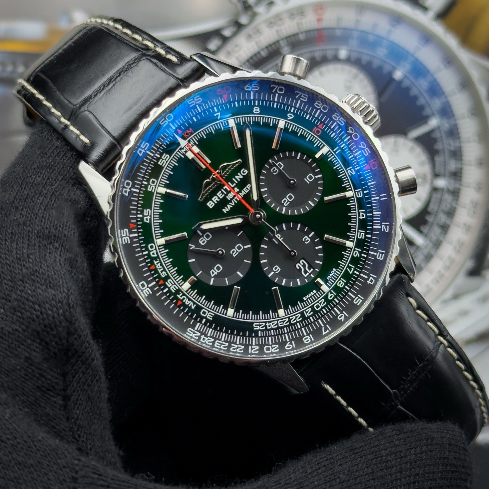 2022 Breitling Navitimer B01 46mm AB0137 Green Dial Under Warranty