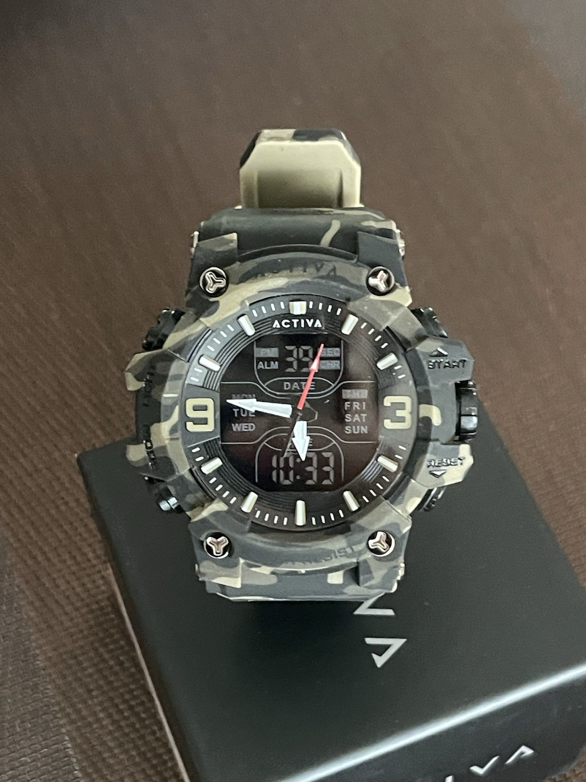 Activa Vulkor X Invicta Analog Digital Men’s Watch – 53mm. Camouflage. Tan, new