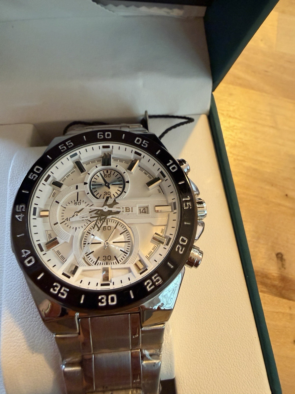 BIBI Men’s Quartz Chronograph Date Watch K6945 Silver Dial Black Bezel Box