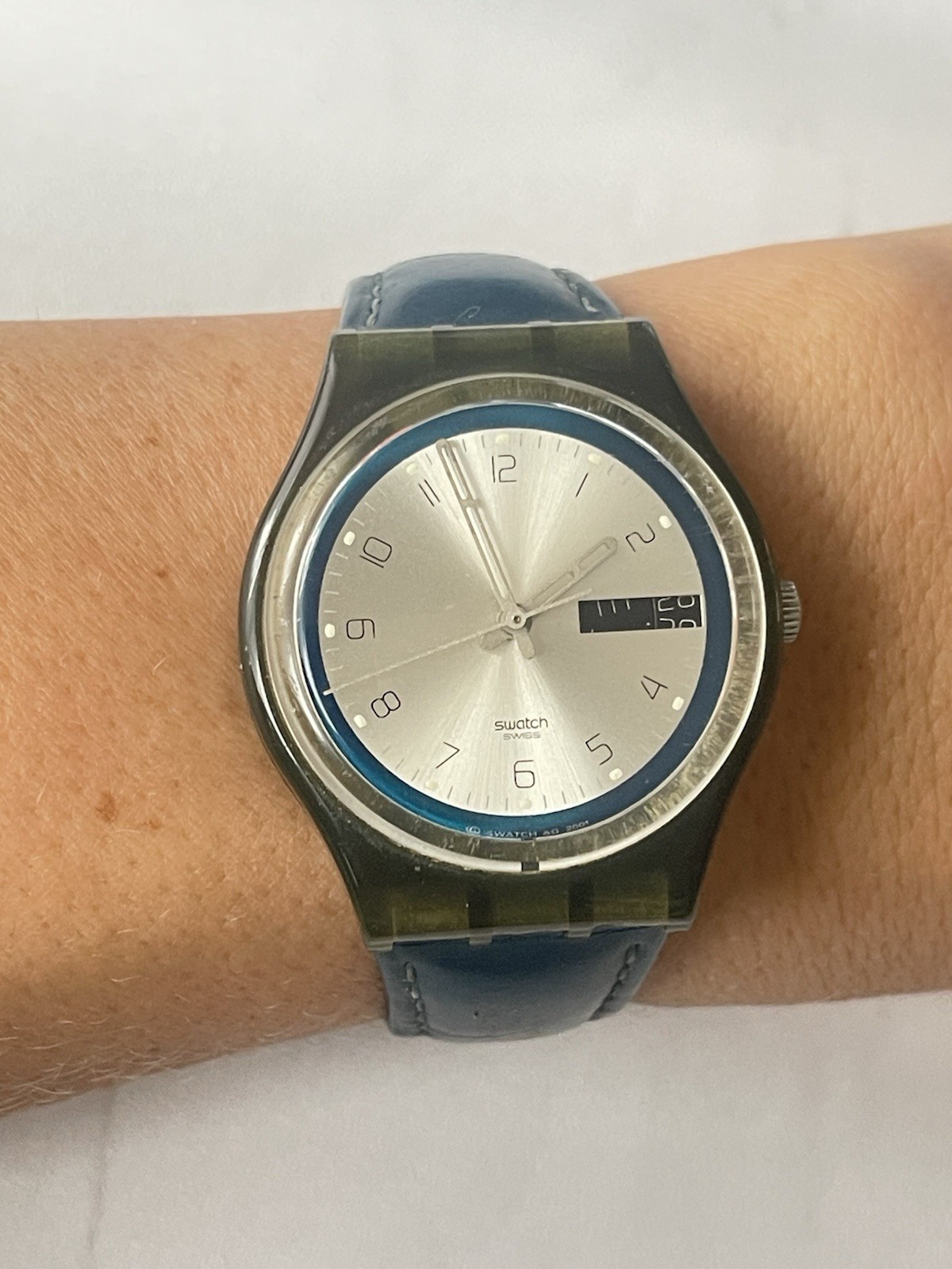 Vintage Swatch AG 2004 Watch Blue Leather Strap Swiss Made Sport Unisex