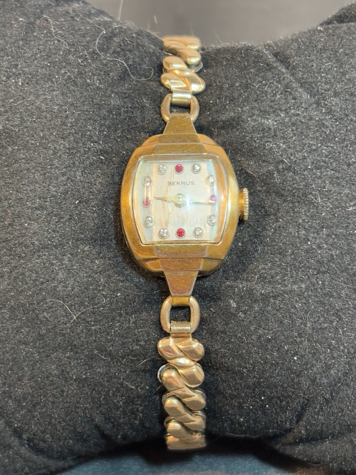Benrus 7 jewel 10k R.G.P. Bezel Precious Stones Works – Cracked Glass #574565