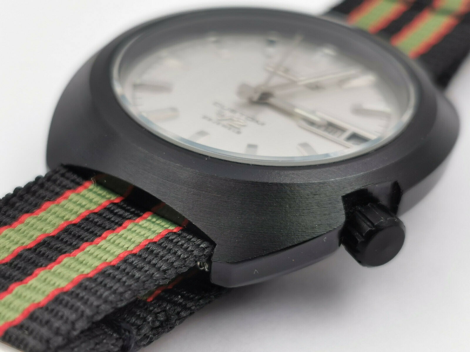 CITIZEN Custom V2 Cal.7290 Automatic 23 Jewels 42X36mm PVD-Coated Aluminum