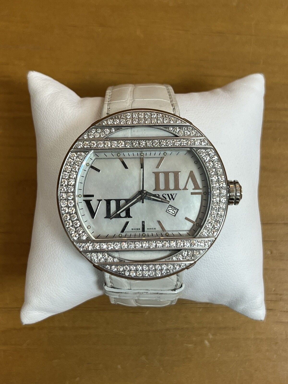 RSW Diamond Wrist Watch 0982 Stainless Steel White Leather Band Working