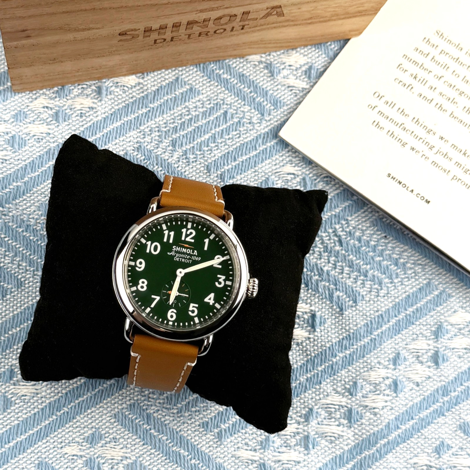 New Shinola The Runwell Green Dial Tan Leather Strap Quartz Men’s Watch 41mm