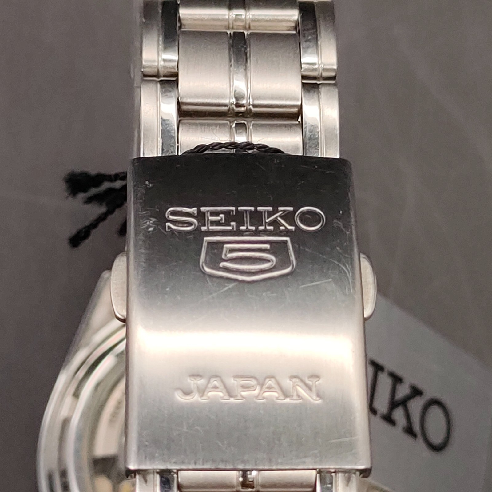 2016 NOS Seiko 5 7S26-03B0 Automatic Silver Day-Date 37mm Mens Watch JAPAN