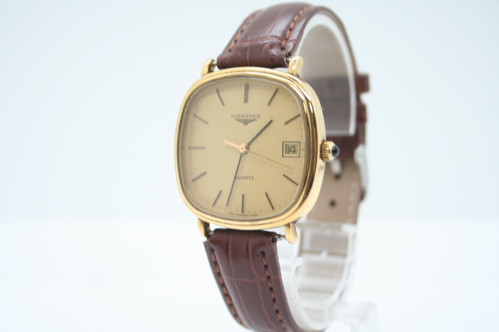 [READ] Longines Cal.L744.2 Quartz Date Gold Dial Mens Watch