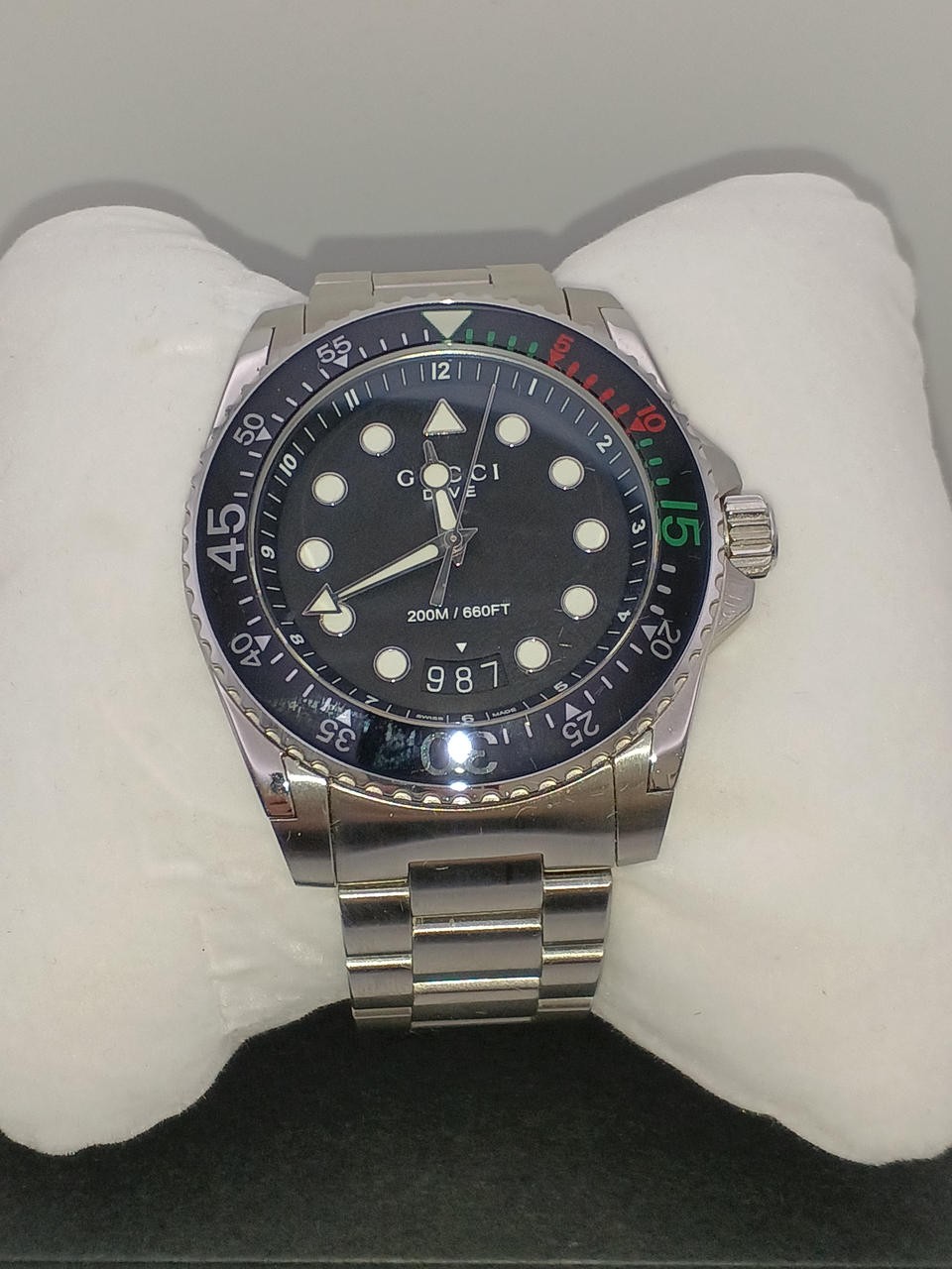 GUCCI 136.2 Silver Dial Quartz Mens Watch Auth Japan