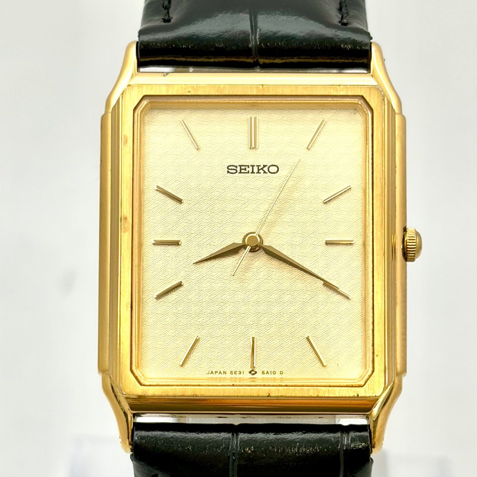 Seiko Men’s Gold Rectangular Quartz Watch 5E31-5A10 Battery Used