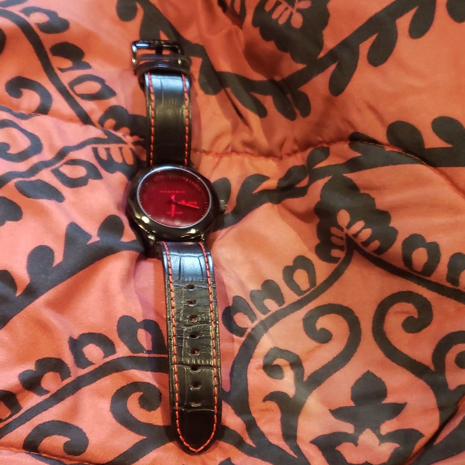 Android AD488 Quartz Analog Watch 43mm 100m Red Dial Black Case Leather