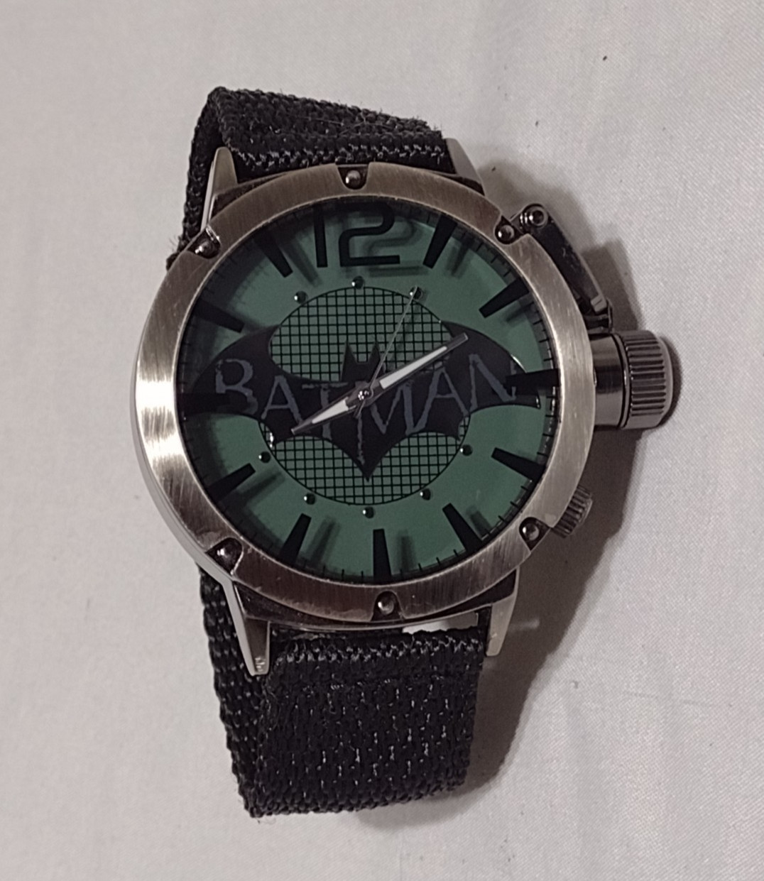 Men’s BATMAN Watch by ACCUTIME w/ New Battery – Works Great! c77