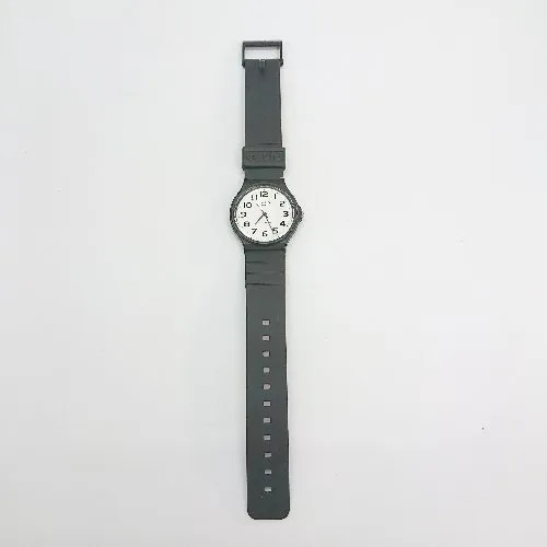 ◇ CASIO MQ-24 Lightweight 3-Hand Quartz Watch (Operation Unconfirmed) – Black,