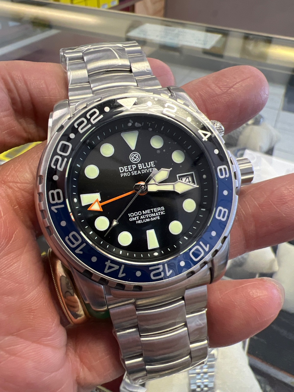 PRO SEA🎁DIVER 1000M GMT💰 AUTOMATIC BLUE/BLACK BEZEL ❤️BLACK DIAL (BNS👍)