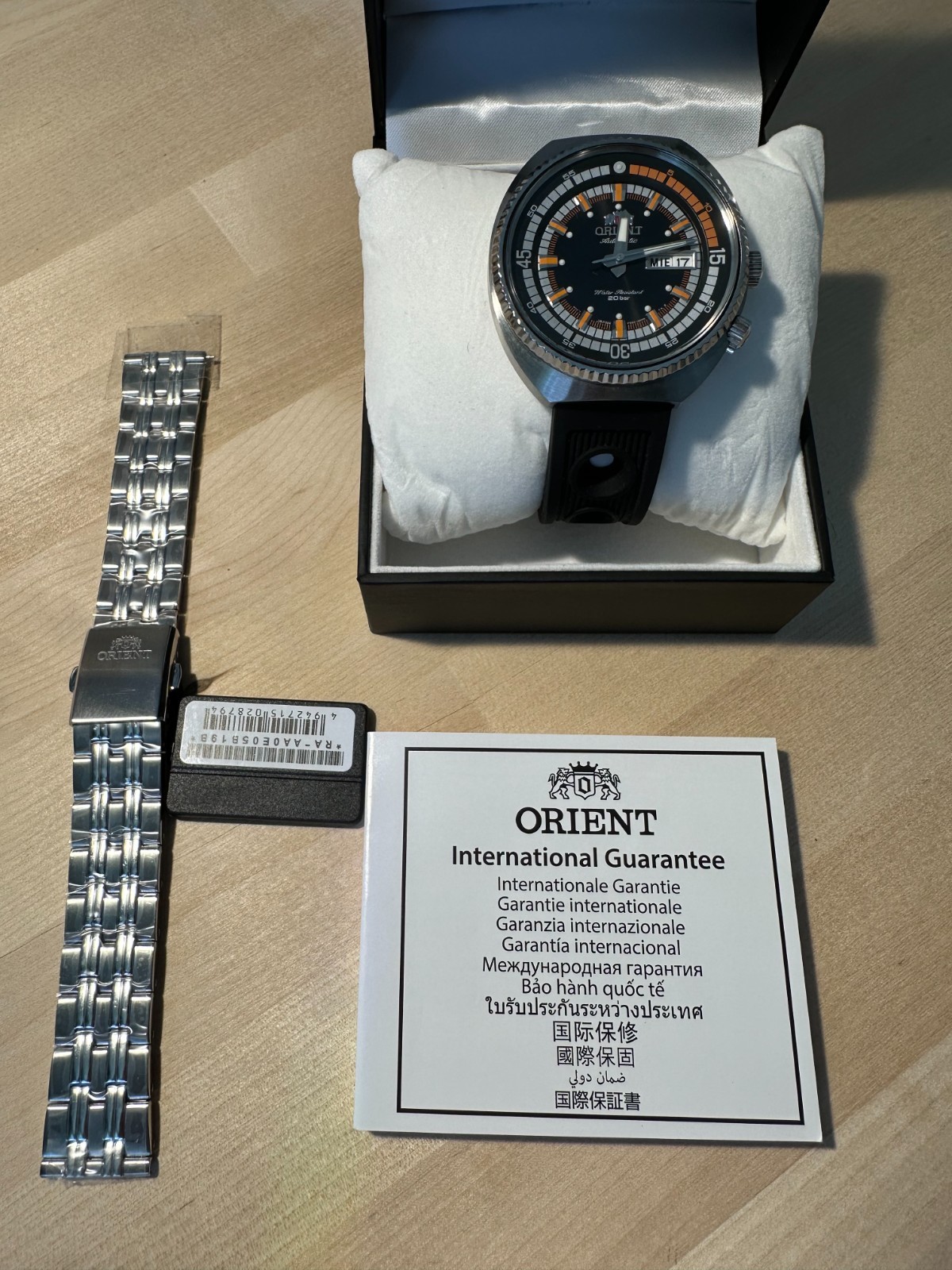 NEW Orient Neo Classic, Automatic, 200M
