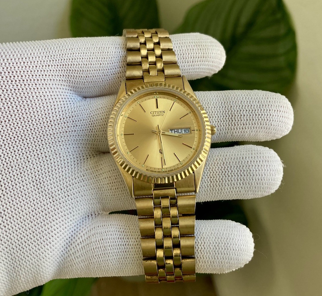 CLEAN Vintage Citizen CQ Mens President Quartz Wrist Watch Gold Tone NEW BATTERY