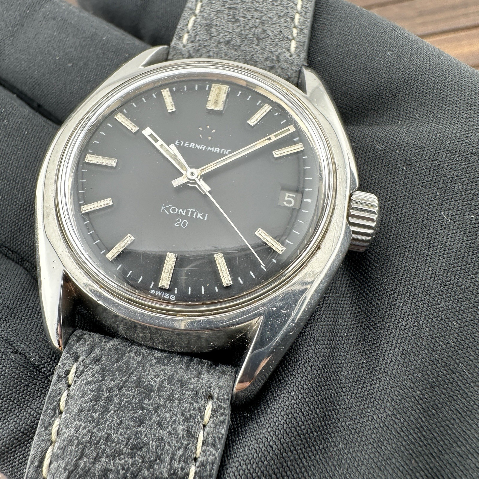 Eterna Matic KonTiki Vintage Steel 37mm Automatic Gold Brand Men’s Watch
