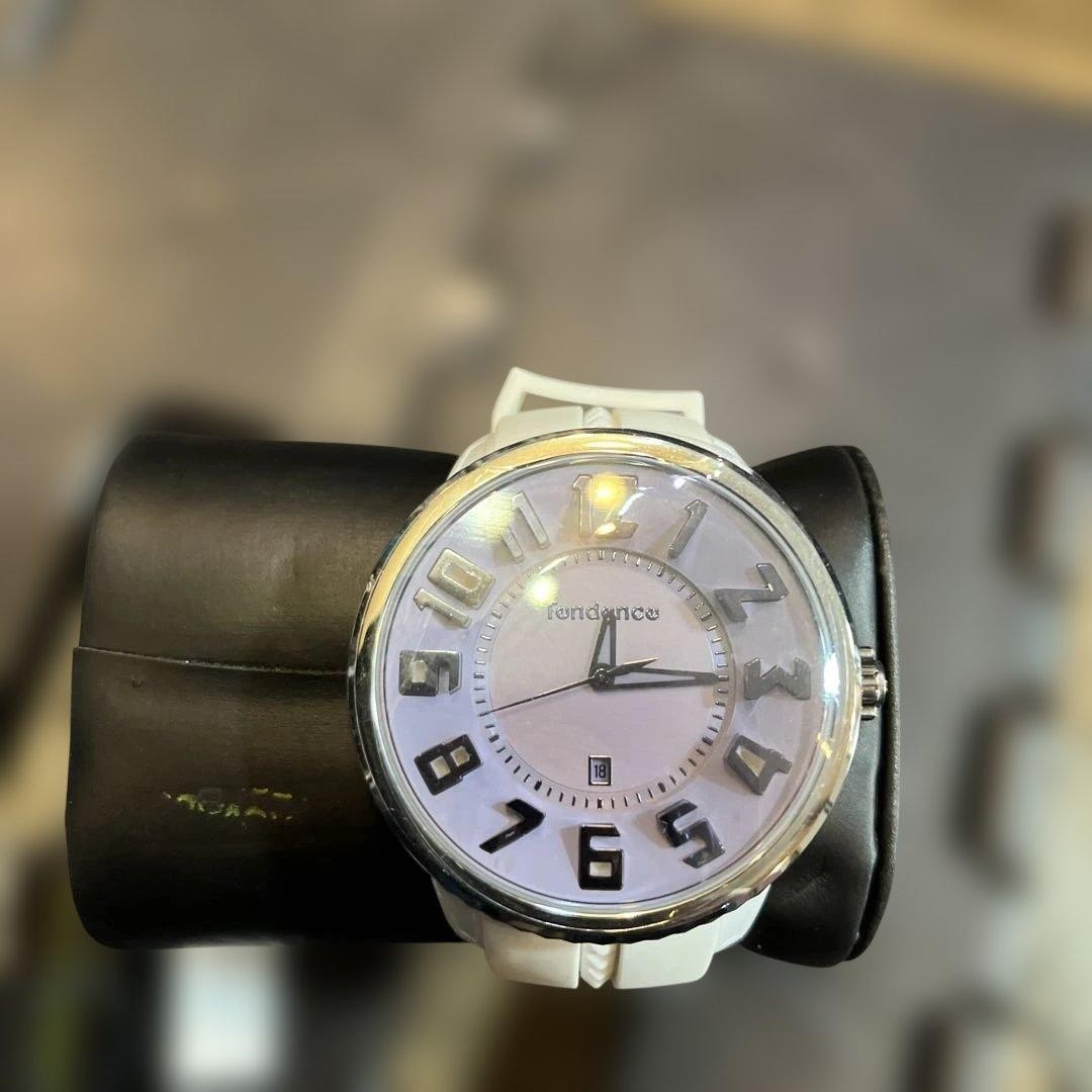 Tundance Analog Watch White ROUND GULLIVER