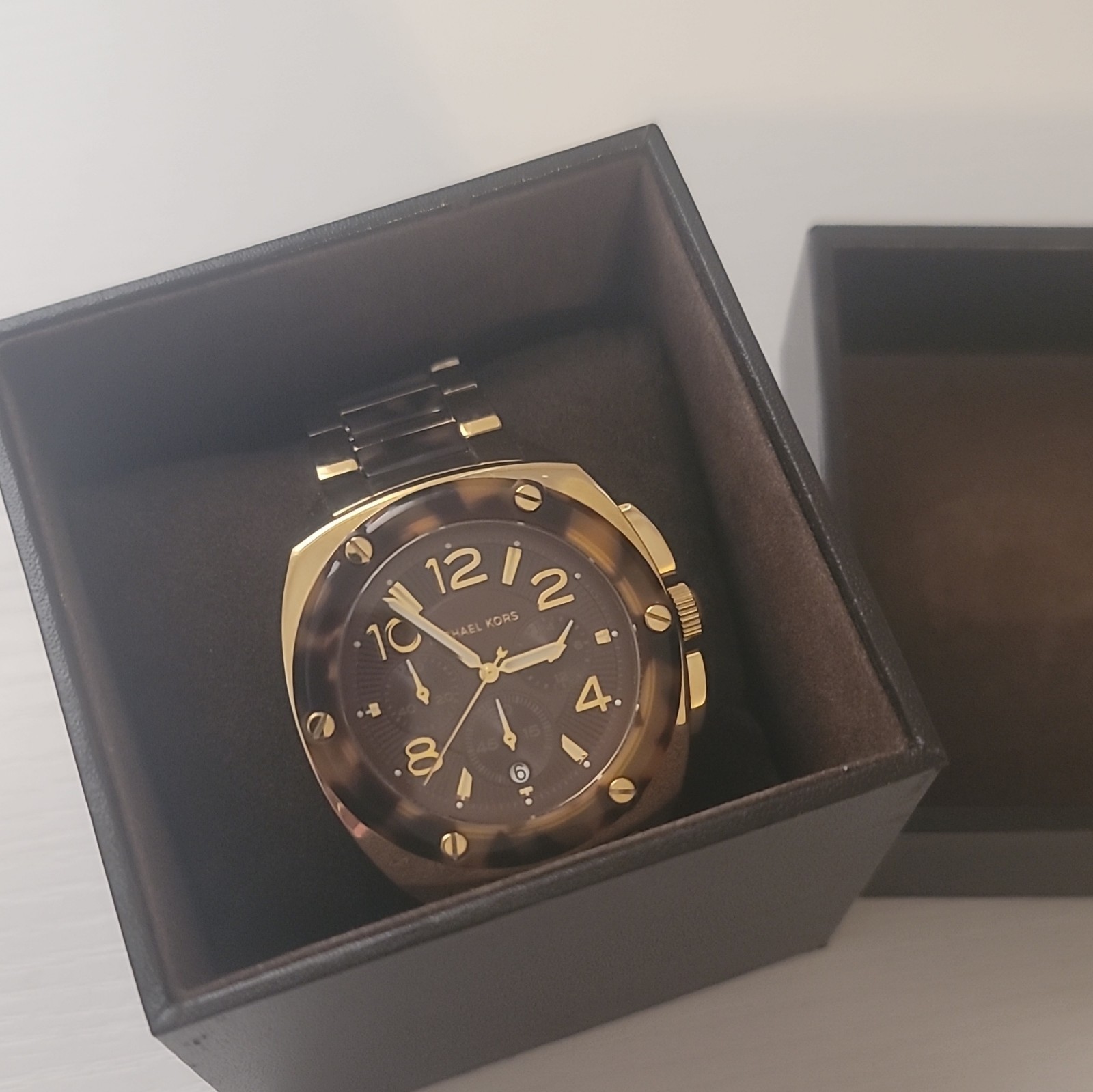 Michael Kors MK5593 Tribeca Gold-Tone Chronograph Quartz Bracelet Watch w/ Box
