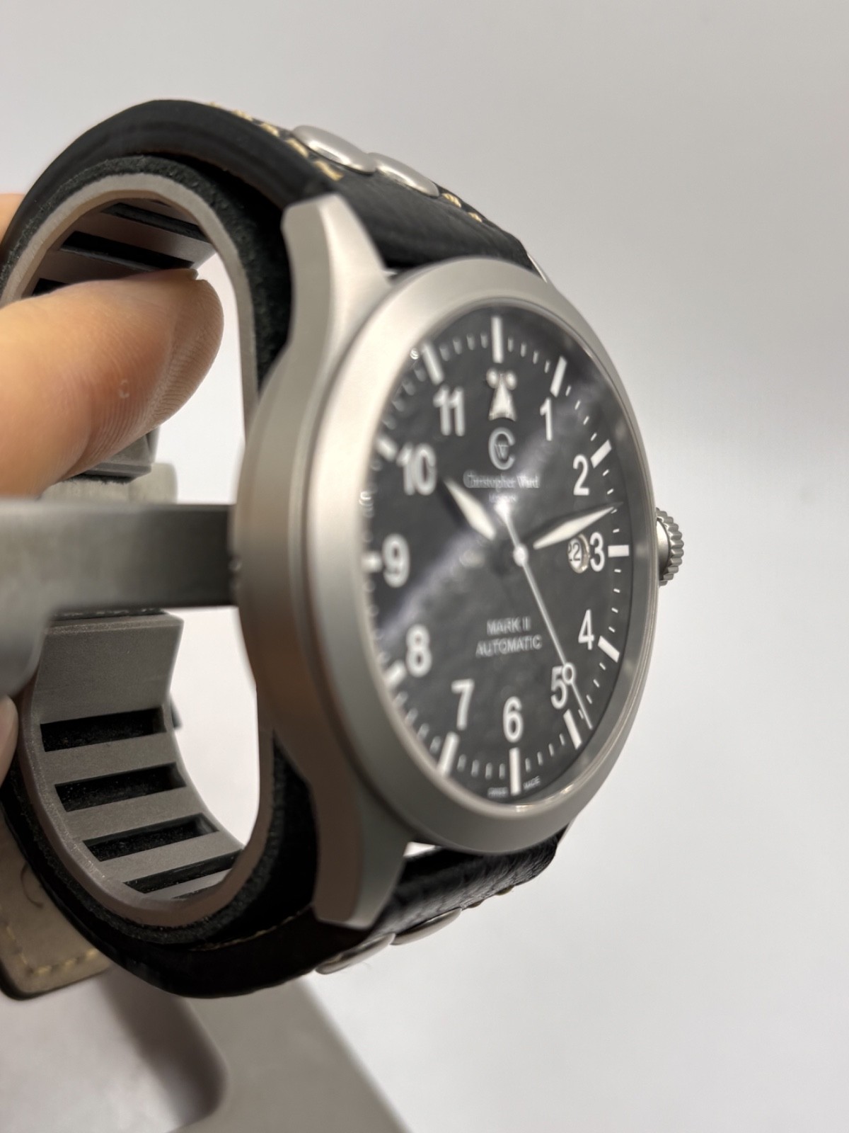 Christopher Ward C8 Pilot Mk2 44mm Aviation watch (06/2011) WH1522