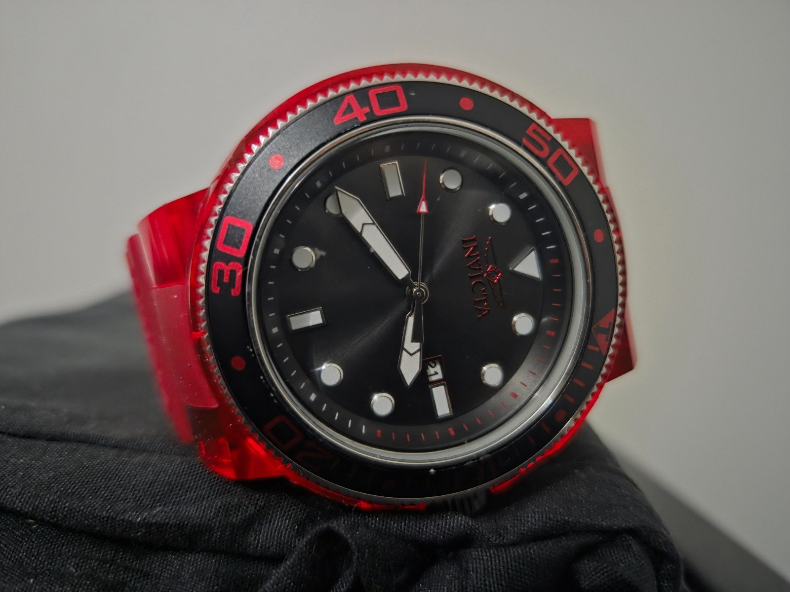 Invicta Men’s Pro Diver Watch 32329 Black Face with Red Silicone Band
