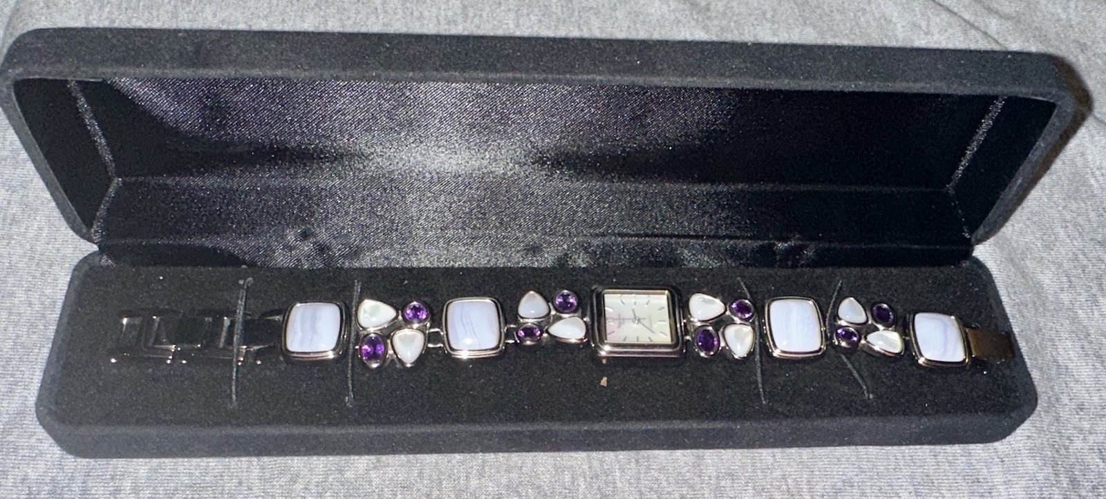 Vtg Main Line Time Women’s Multicolor Stone Silver Tone Bracelet Watch