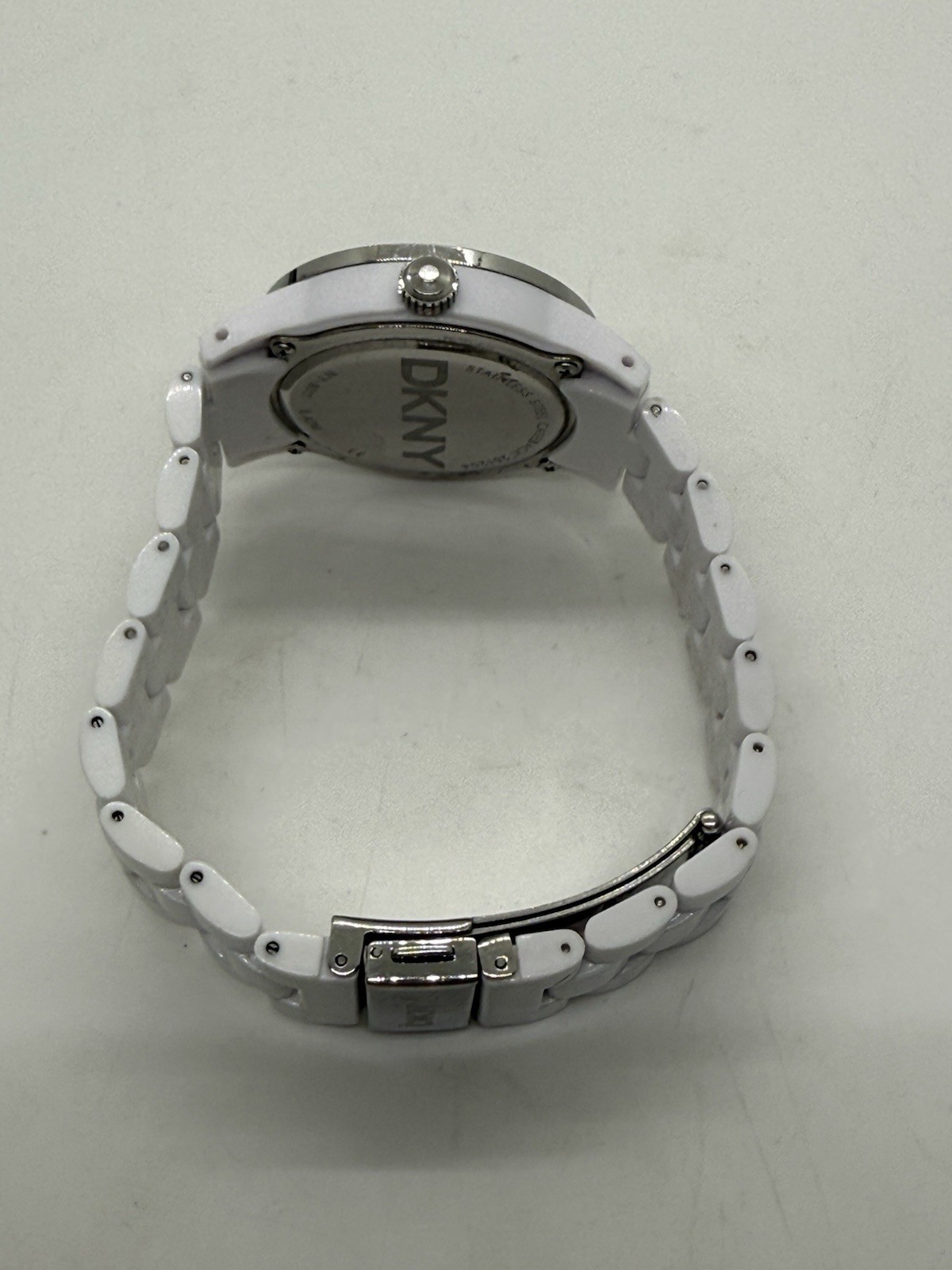 DKNY WHITE POLYURETHANE PLASTIC BOYFRIEND LADY,LOGO DIAL WATCH NY8011