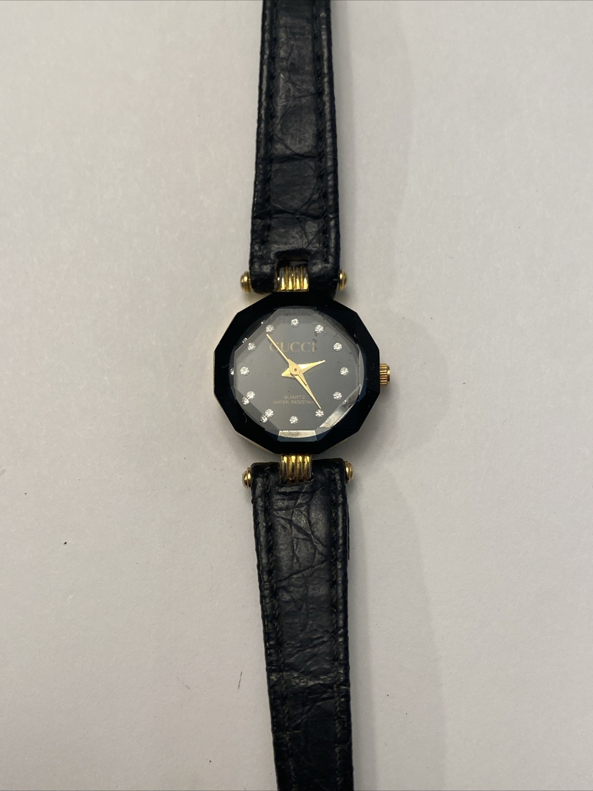 GUCCu watch