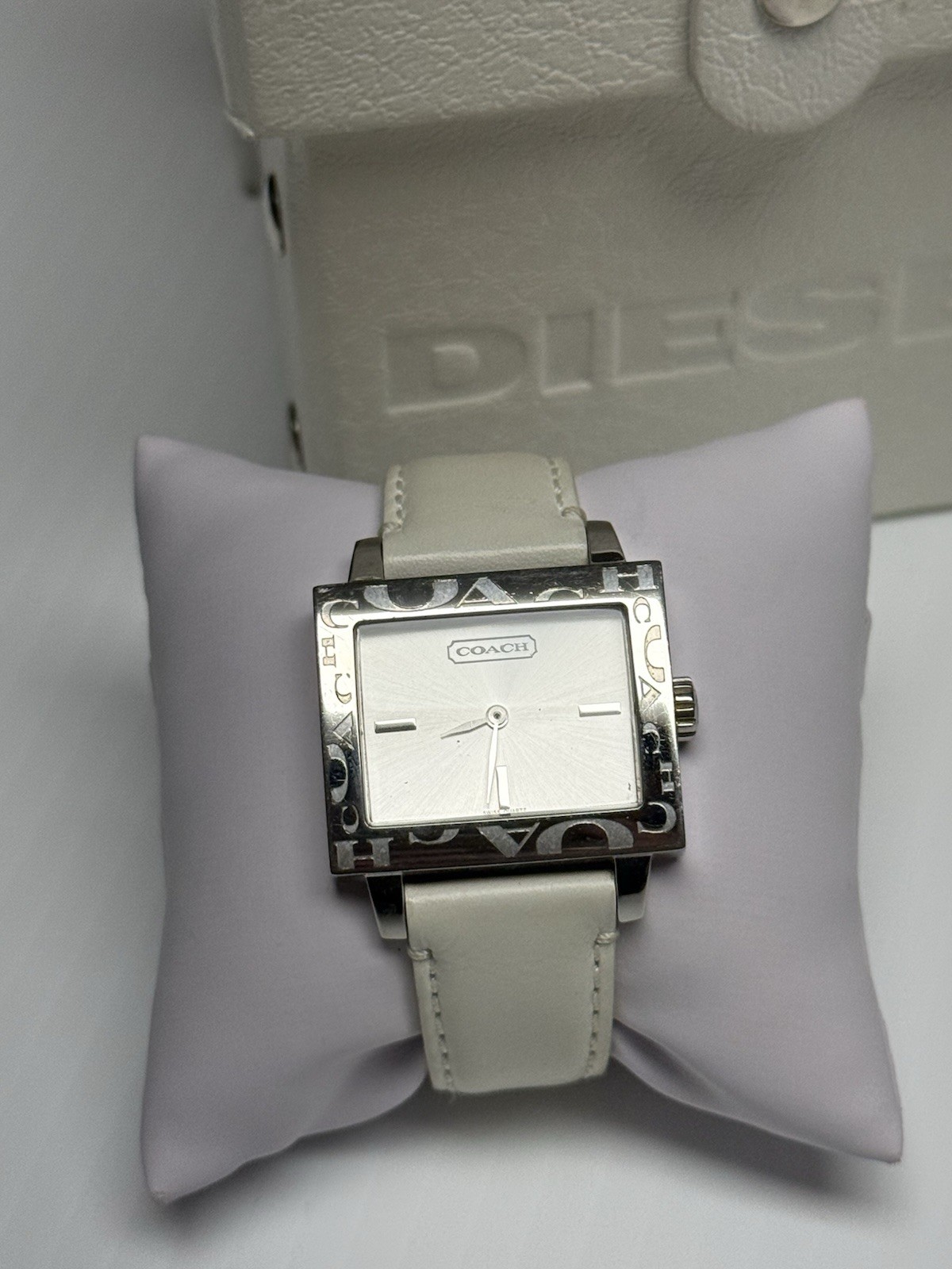 Coach 14501403 CA.147.14.0345 Women’s Swiss Quartz White Leather Square Watch