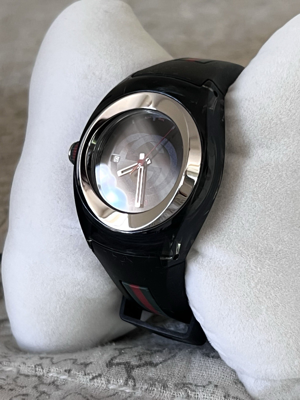 Men’s Gucci Sync Watch YA137101 Black Stainless Steel Rubber Band