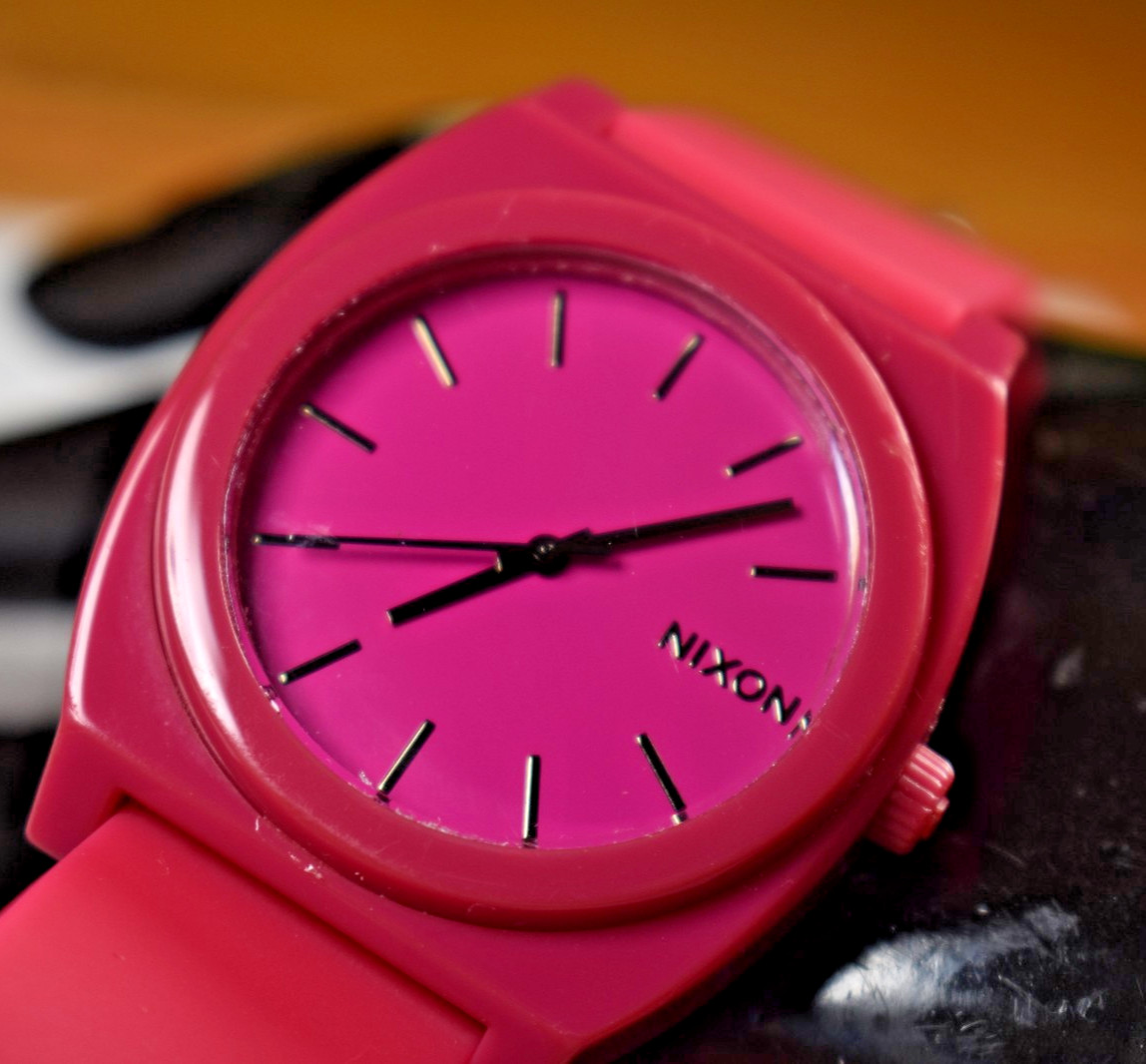 Nixon Minimal The Time Teller Pink Watch NEW CRYSTAL/BAND/BATTERY!