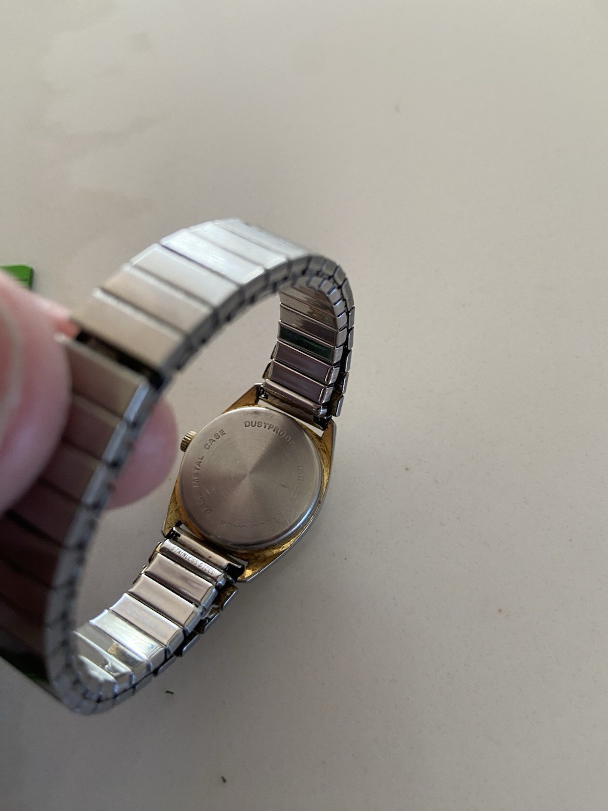 Clarion Quartz watch, which features both a day and date Display works great