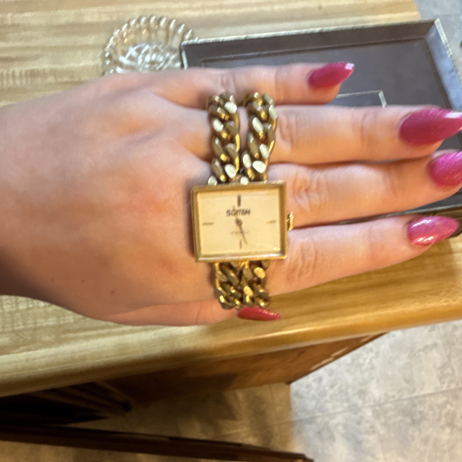 Saturn Gold Square Analog Bracelet Wristwatch Metal Fold-Over Clasp Dress