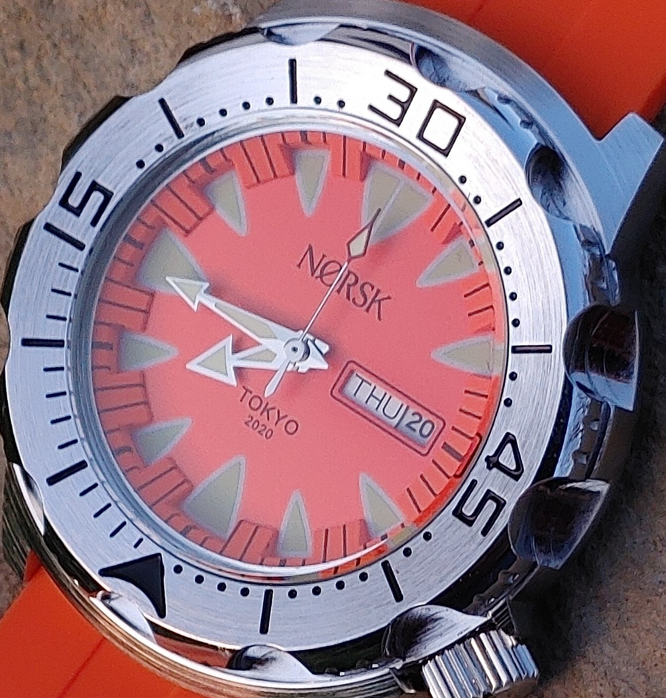 Sea Monster Watch, Norsk, Norway Tokyo Olympics Diver, Citizen quartz – Orange