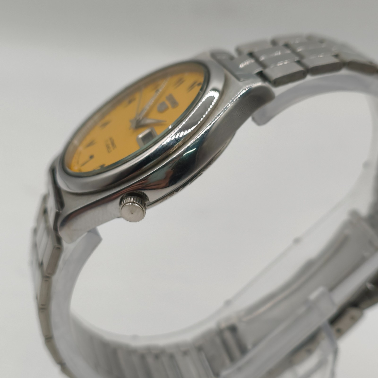 Seiko 5 Arabic Automatic 7009 Men’s Vintage Watch 17 Jewels Yellow Dial – 37mm