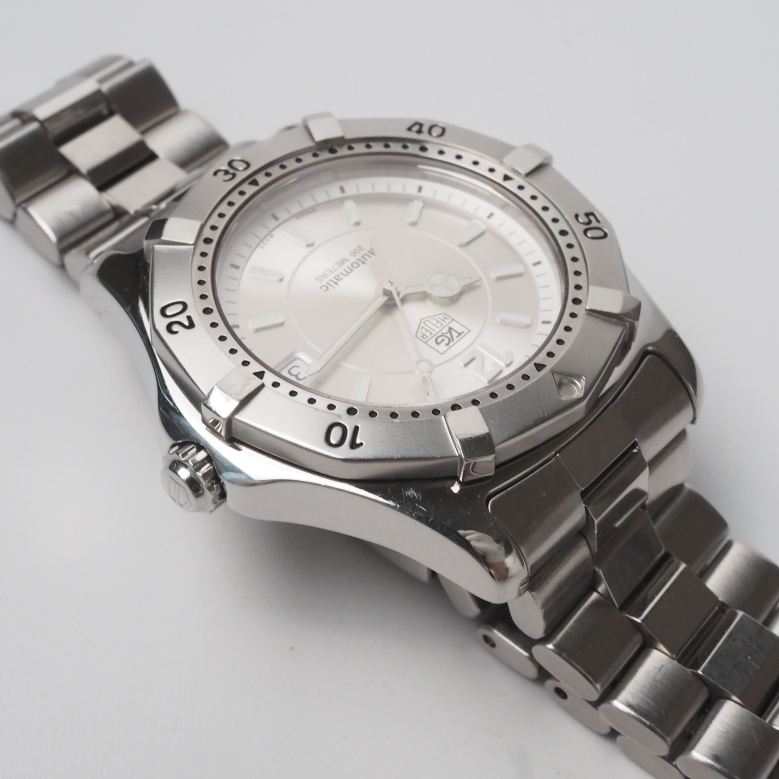 TAG Heuer 2000 WK2116-1 Automatic Silver Dial Professional 200m Men’s