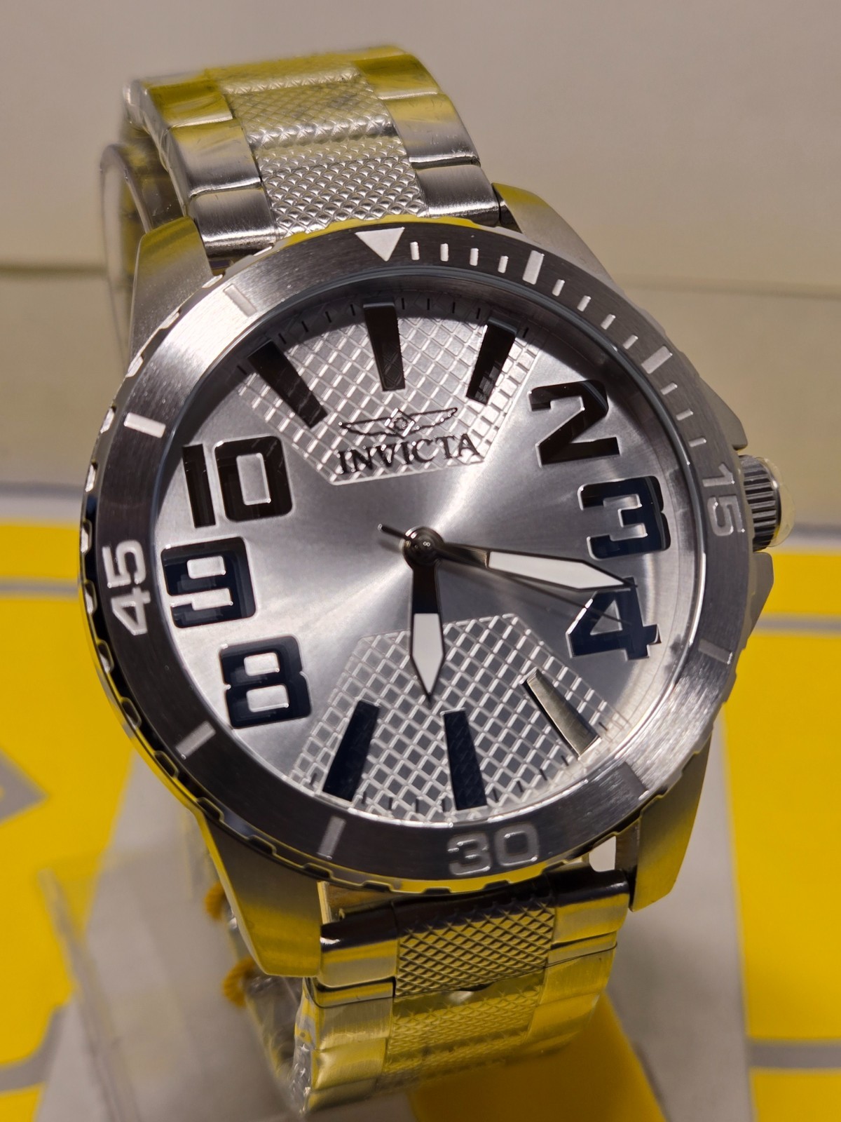 INVICTA Speedway Valor Men’s Watch 48mm Steel with Steel Racing Dial – New!