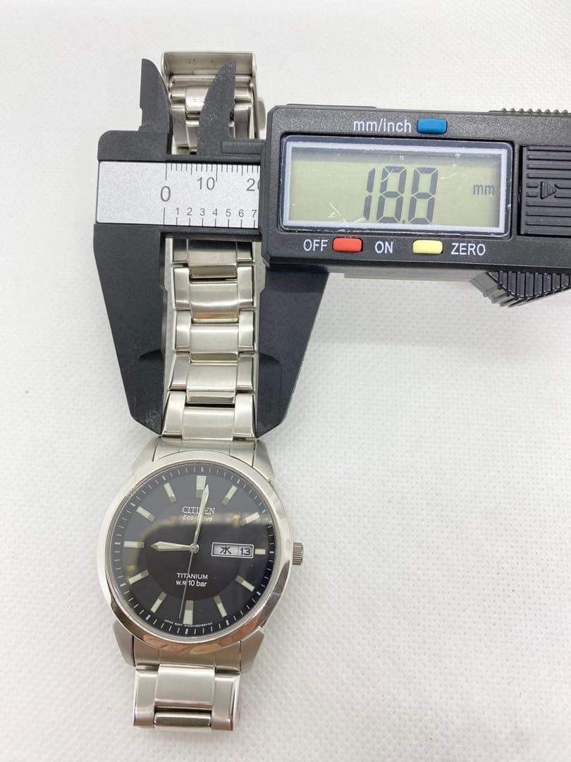 Working Citizen Eco-Drive Forma Titanium Black Dial E101