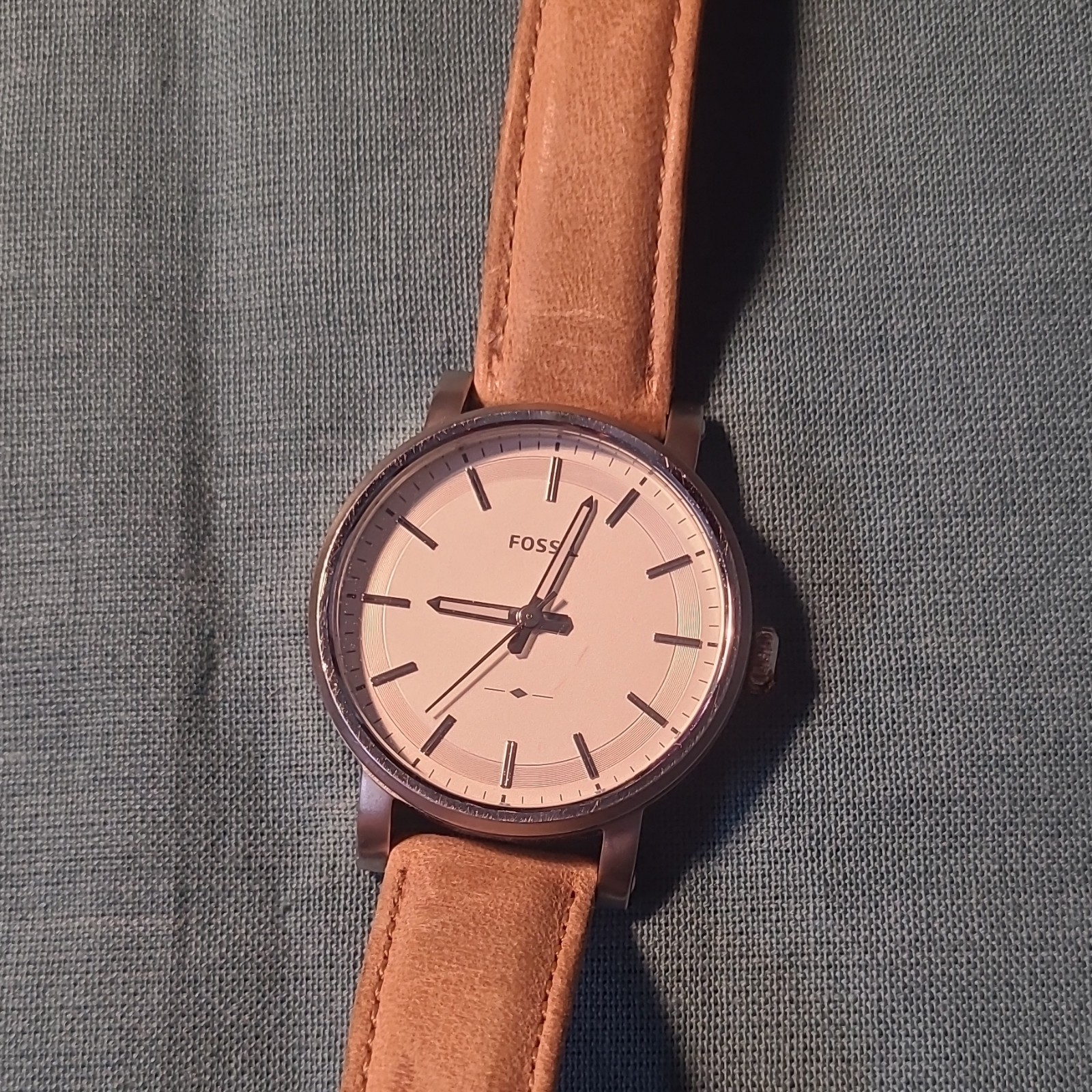 Fossil Stainless Steel Analog Wristwatch Brown Leather Strap 5 ATM Stick Indexes