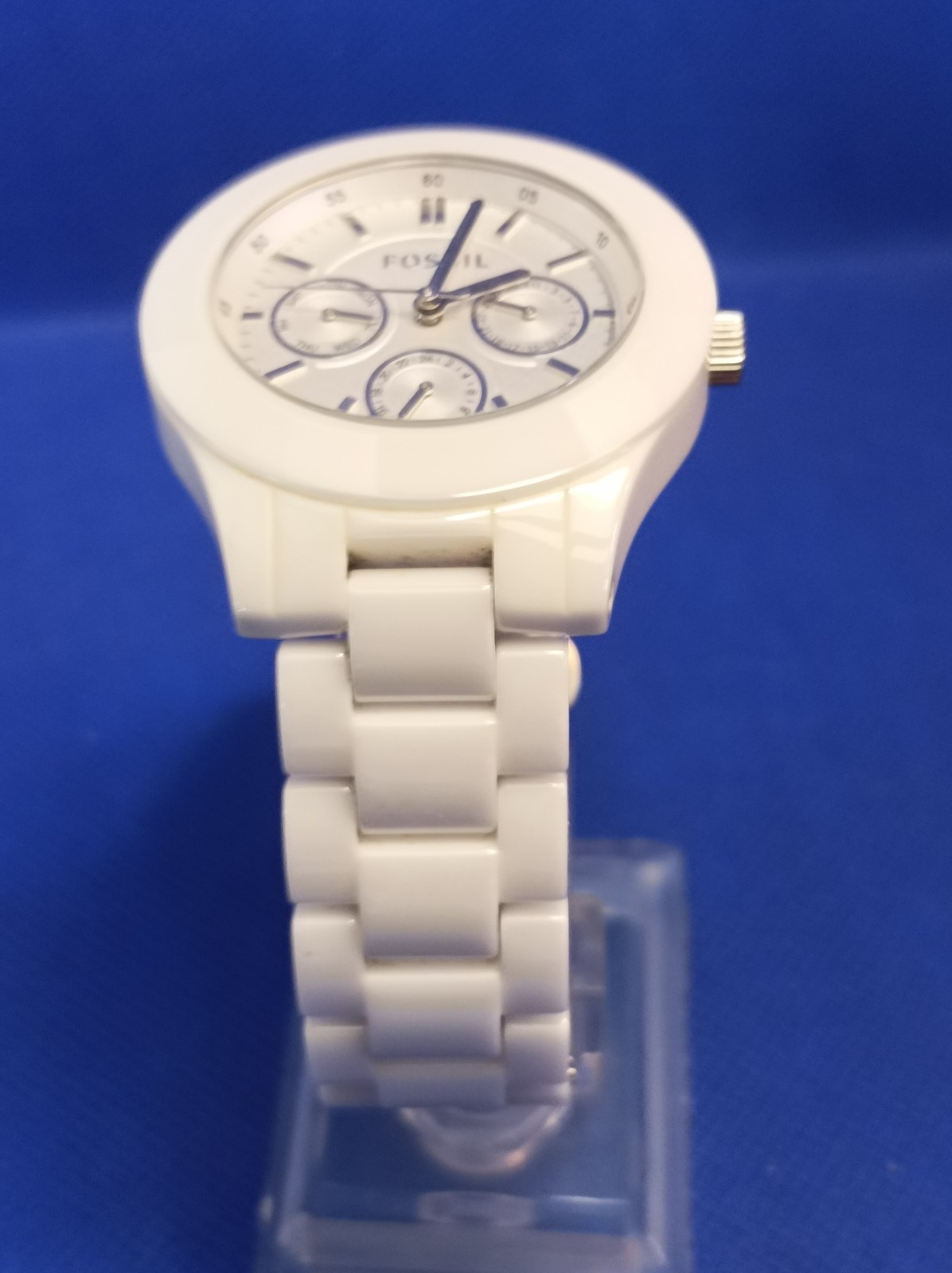 Fossil Ceramic BQ1238 White Ladies Watch Day Date And 24 Hour Dial Boxed