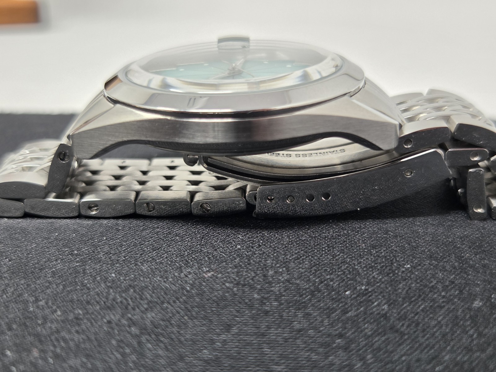 Nivada Grenchen – Antarctic Spider Lagoon Nivada x Ocarat Limited Edition 25 pcs