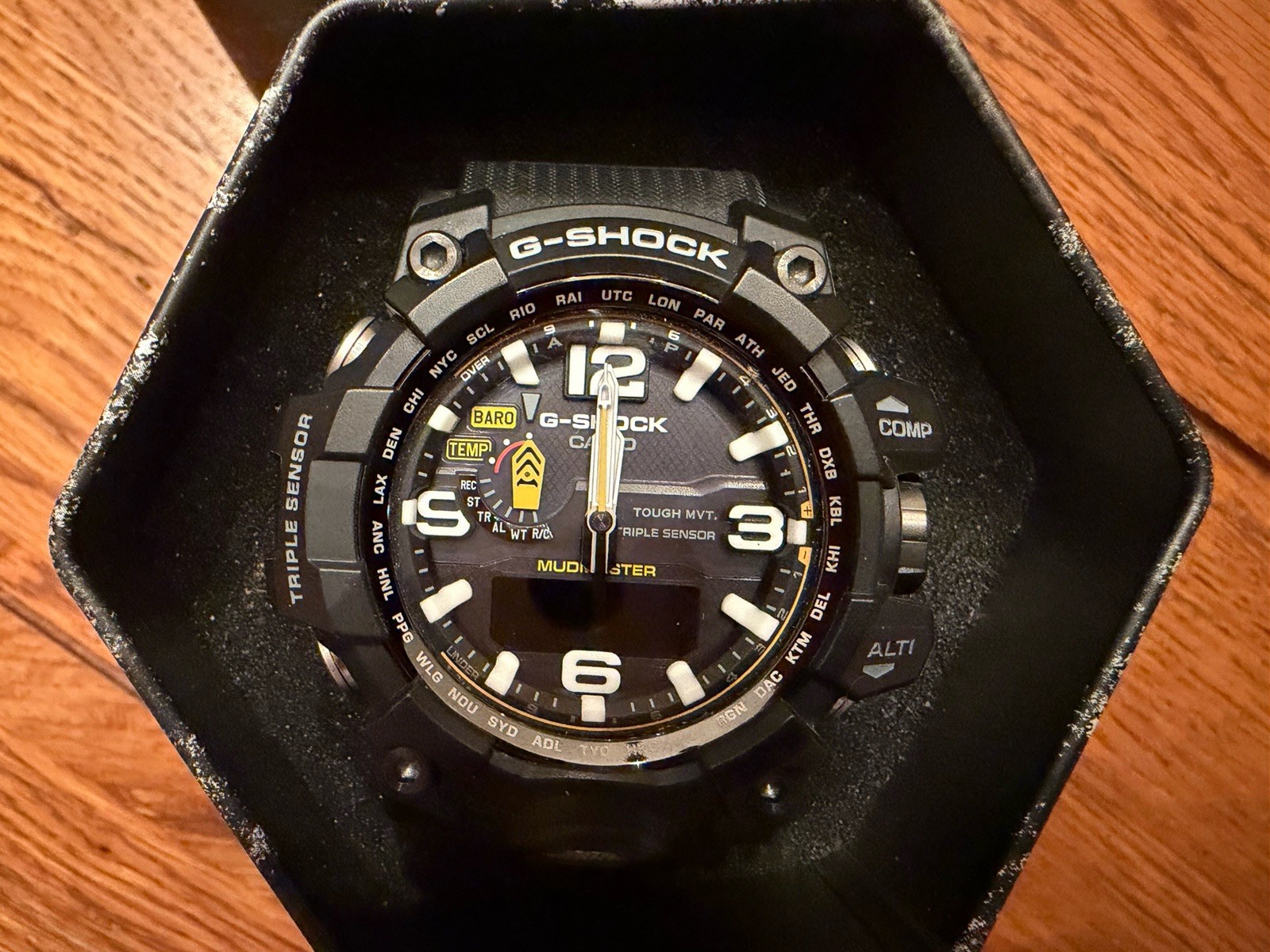 Casio G-Shock GWG-1000-1A3JF T CC B Mad Master Solar Radio Men New Japan