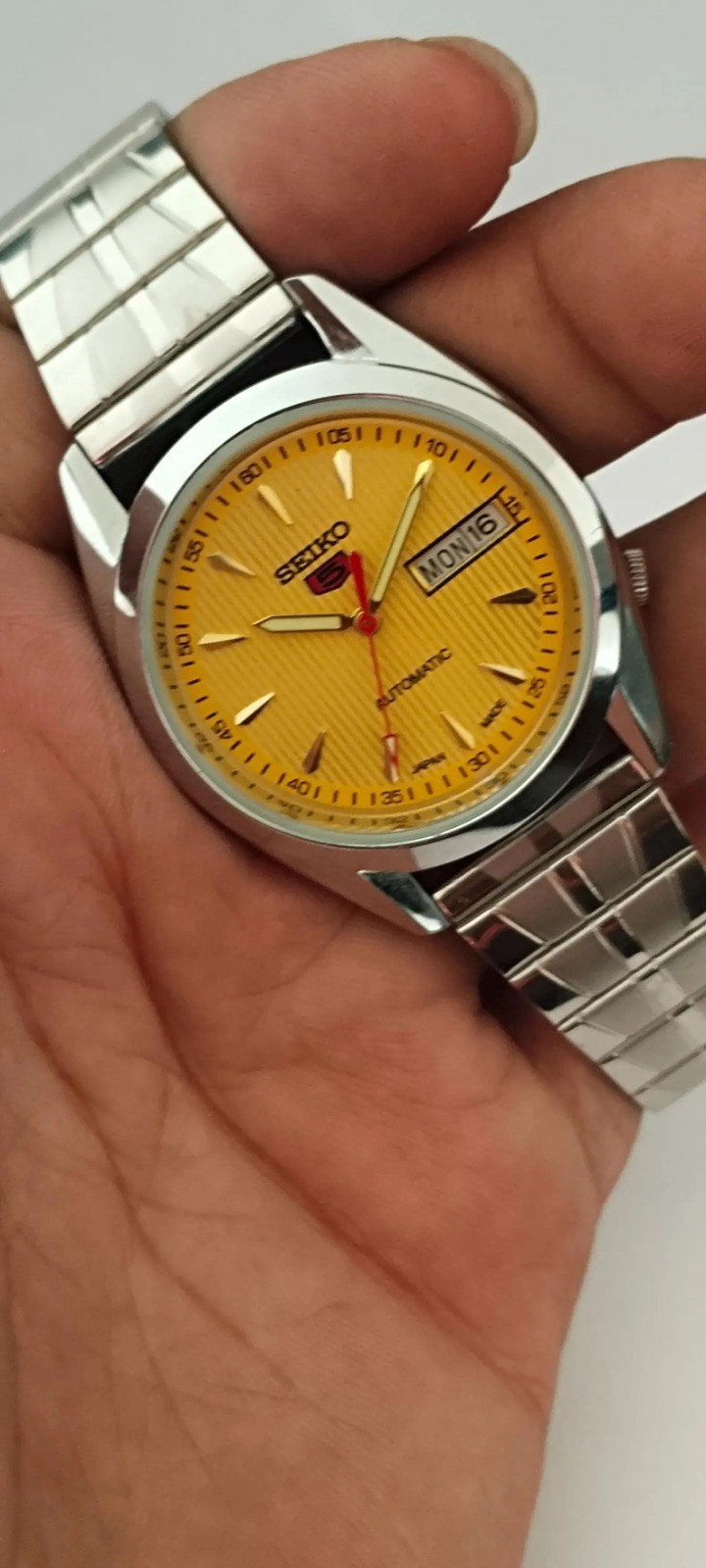 Seiko Automatic Day/Date Yellow Dial Vintage Refurbished Men’s Watch 36mm