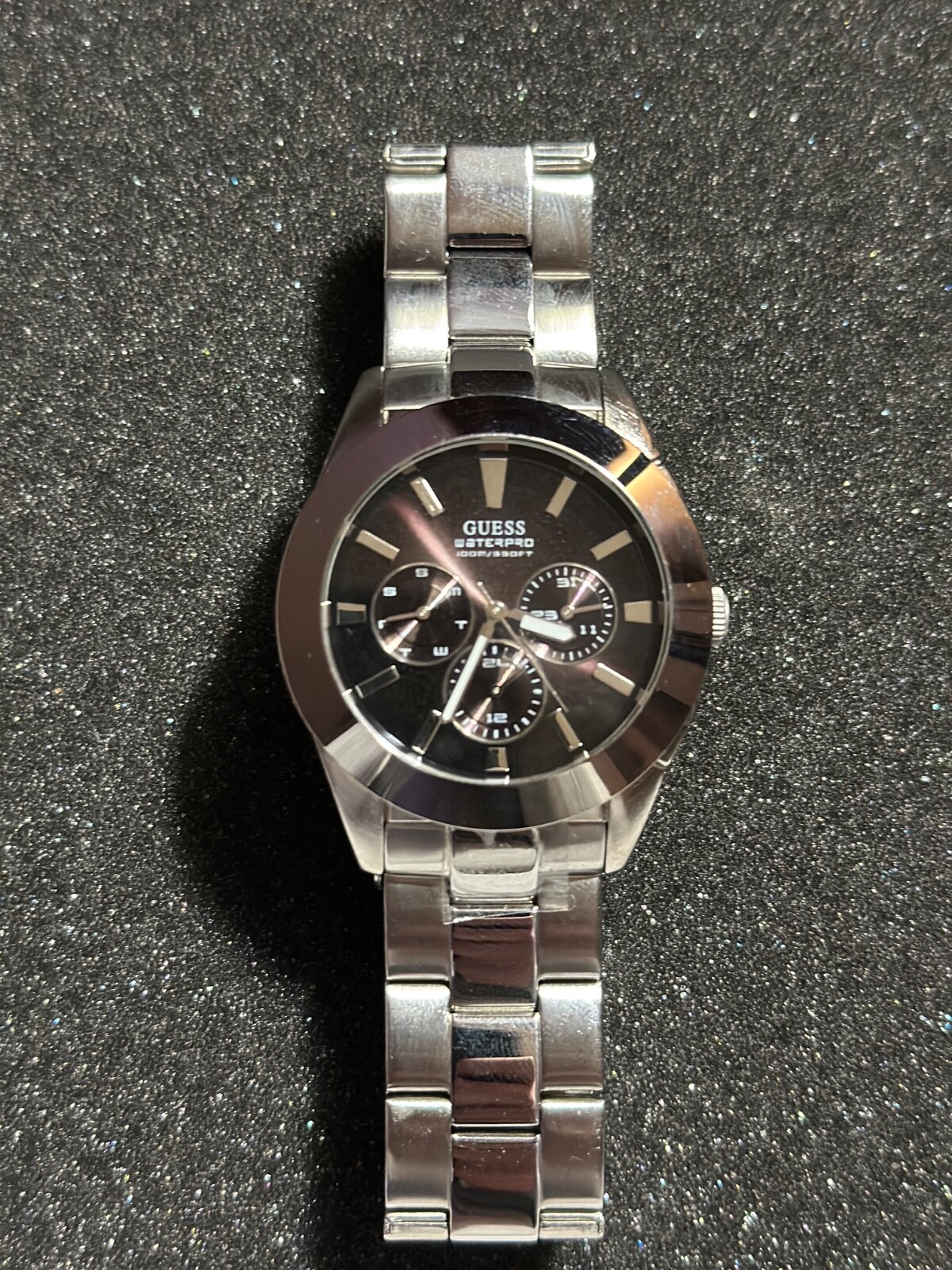 GUESS WATERPRO G95424G 100M 330FT STAINLESS STEEL MENS WATCH SILVER