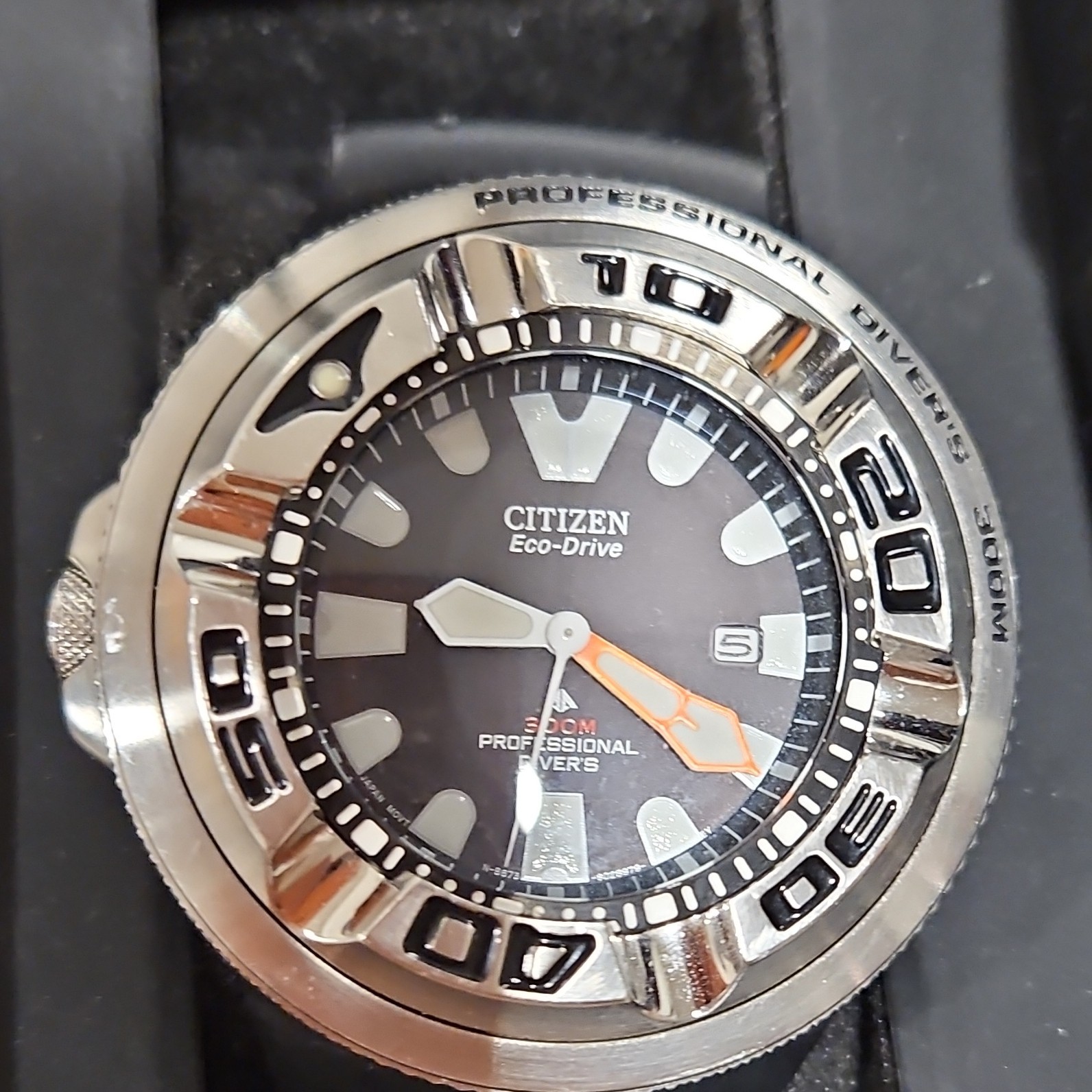 Citizen Eco-Drive Diver 300M Mens Black Dial 45mm Rubber Strap Date