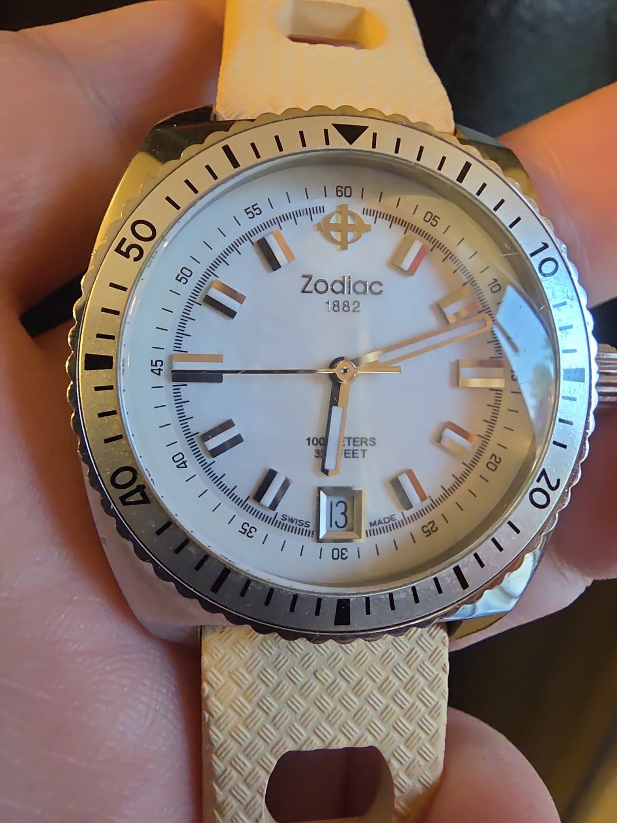 ZODIAC DIVER STYLE MEN’S QUARTZ WATCH SEA DRAGON ZO2289 300 FEET SWISS MADE