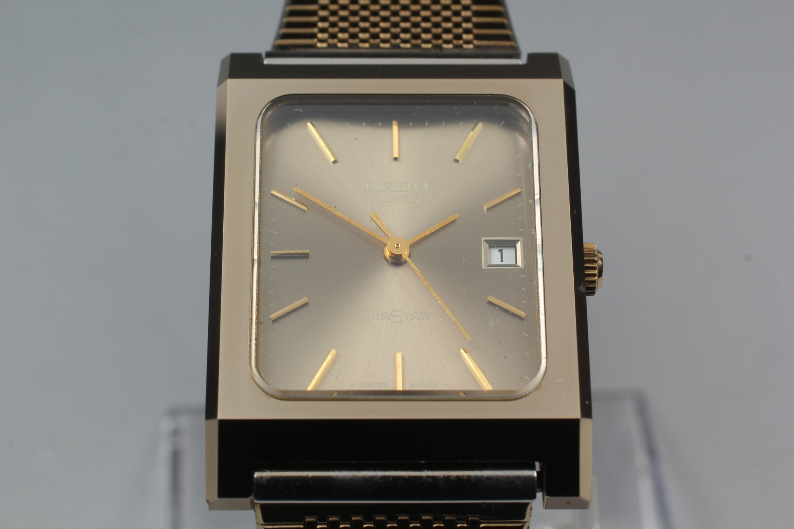 *Near MINT* RADO DIASTAR 711.0096.3 Gold Dial Tank 27mm Men’s Quartz Watch JAPAN