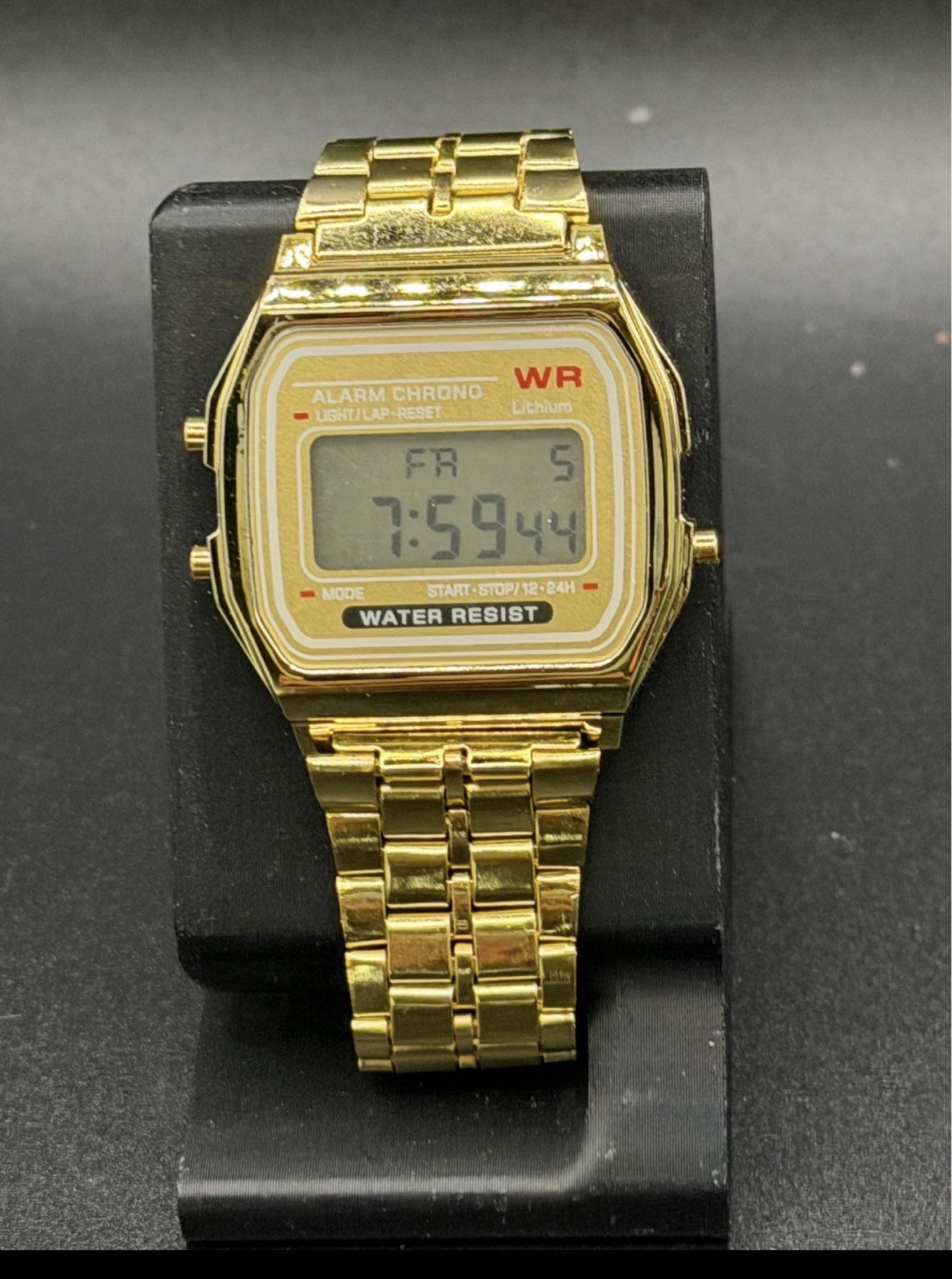 Vintage Digital Wrist Watch Retro 80s & 90s Unisex